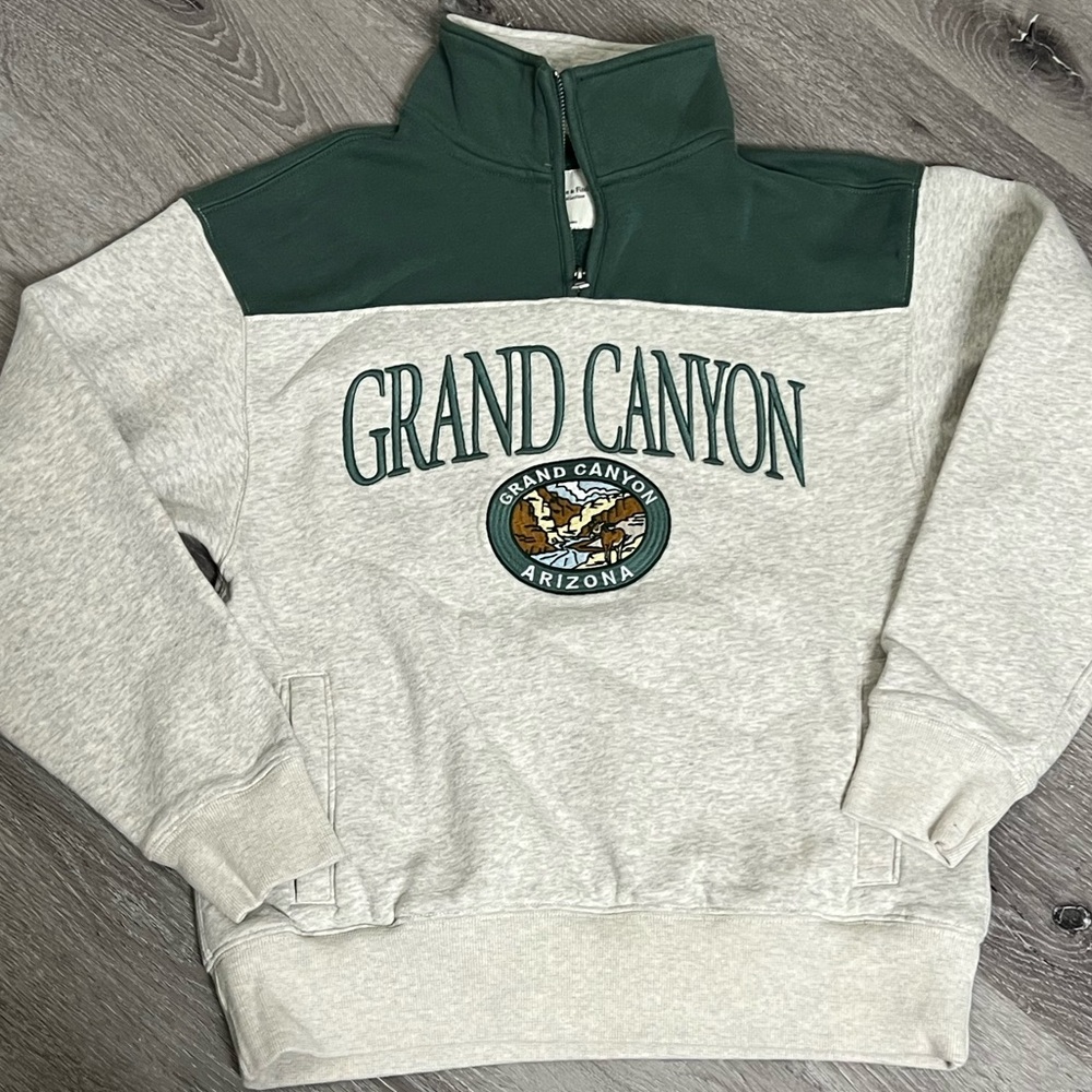 Abercrombie Grand Canyon Pullover Sweatshirt